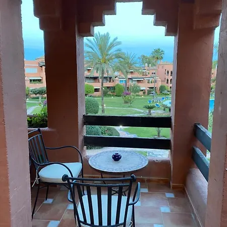 Apartment Alambra Del Golf, Guadalmina