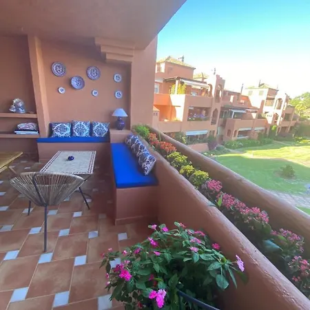 Apartment Alambra Del Golf, Guadalmina *